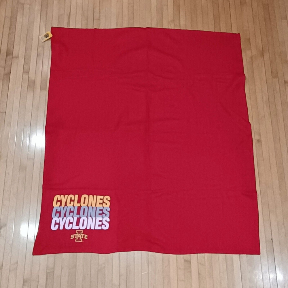 NWT Port Authority College House Iowa State Cyclones Red Fleece Lap Blanket